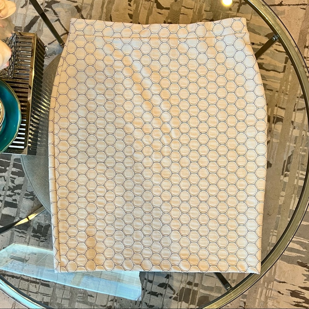 Leota Pull On Pencil Skirt - White Size L